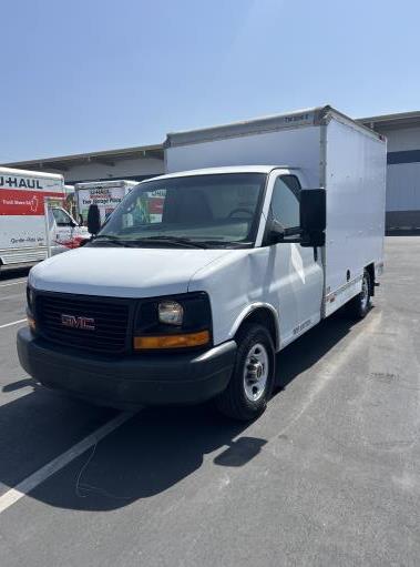 Used 2013 10 ' Box Truck for sale