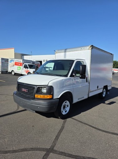 Used 2012 10 ' Box Truck for sale