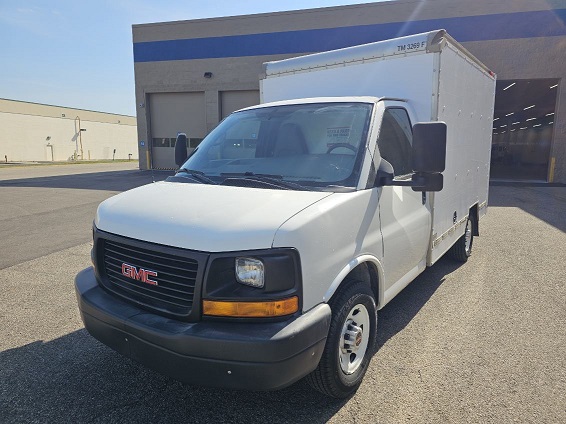 Used 2012 10 ' Box Truck for sale