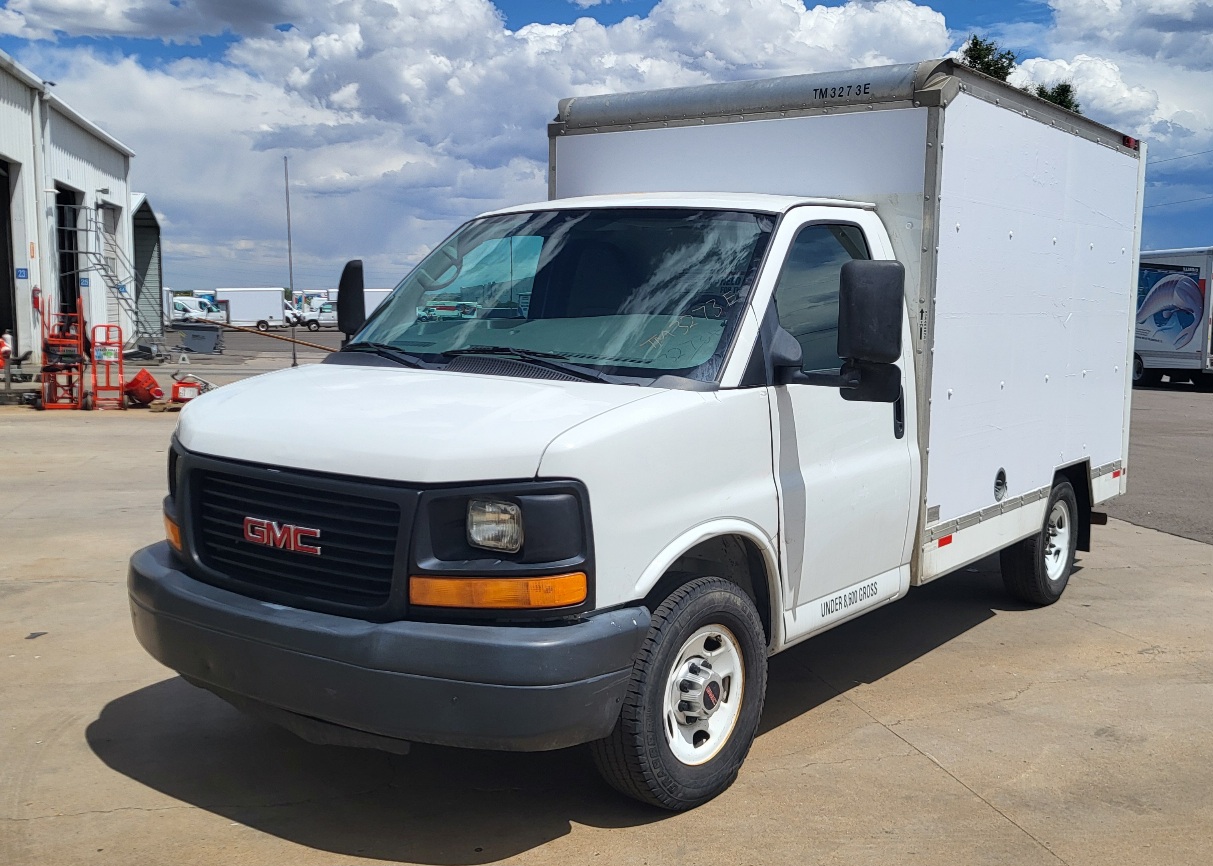 Used 2013 10 ' Box Truck for sale