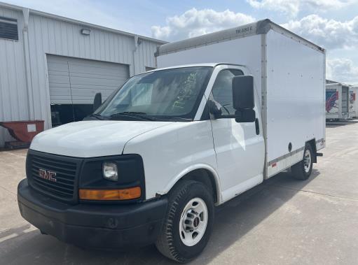 Used 2013 10 ' Box Truck for sale