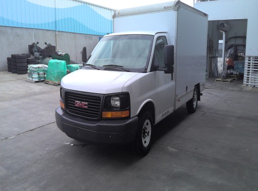 Used 2012 10 ' Box Truck for sale