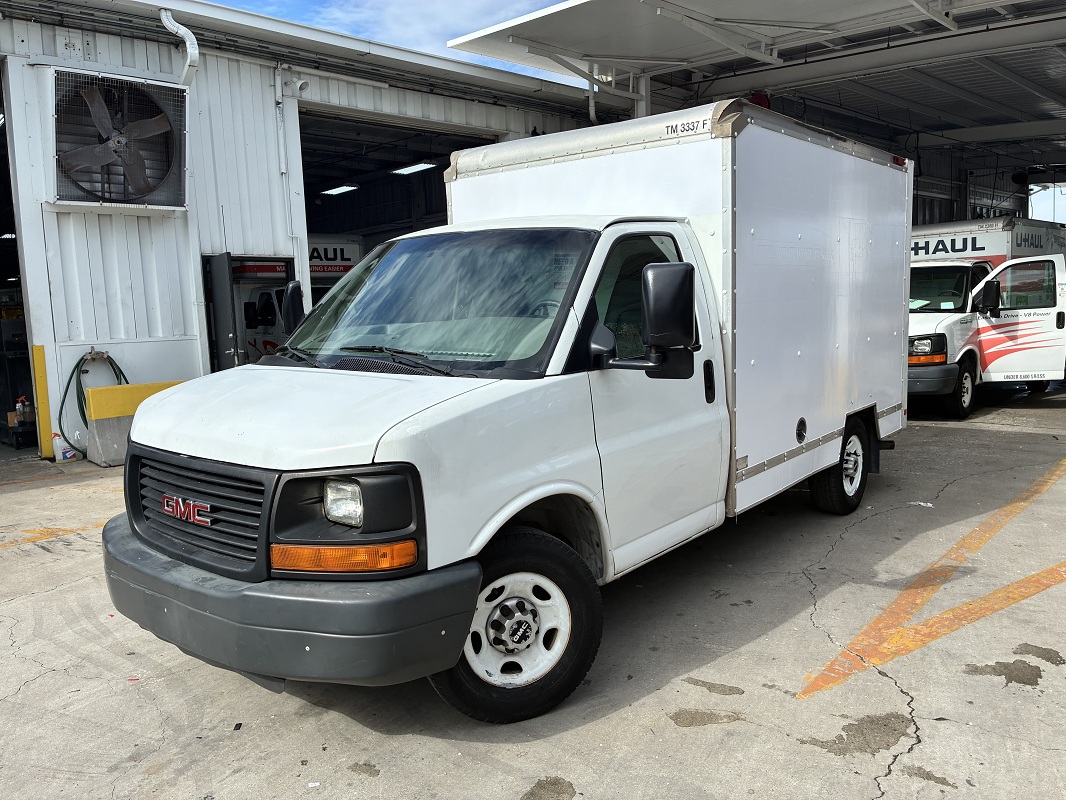 Used 2012 10 ' Box Truck for sale