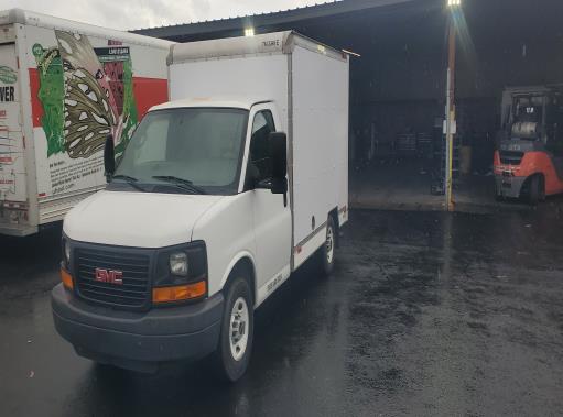 Used 2013 10 ' Box Truck for sale