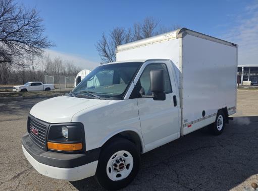 Used 2013 10 ' Box Truck for sale