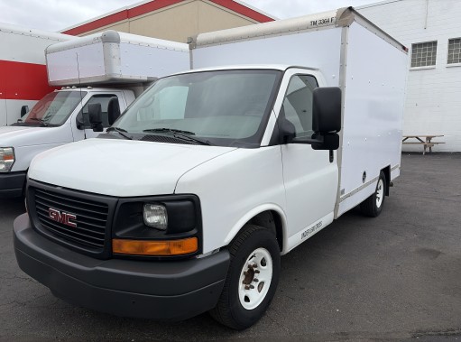 Used 2012 10 ' Box Truck for sale