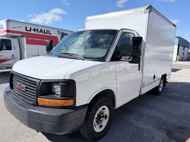 Used 2013 10 ' Box Truck for sale