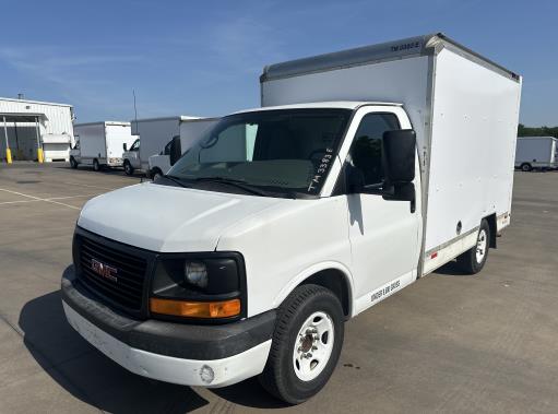 Used 2013 10 ' Box Truck for sale
