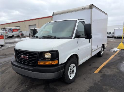 Used 2013 10 ' Box Truck for sale