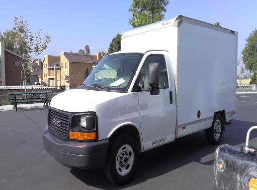 Used 2013 10 ' Box Truck for sale