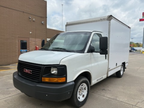 Used 2012 10 ' Box Truck for sale