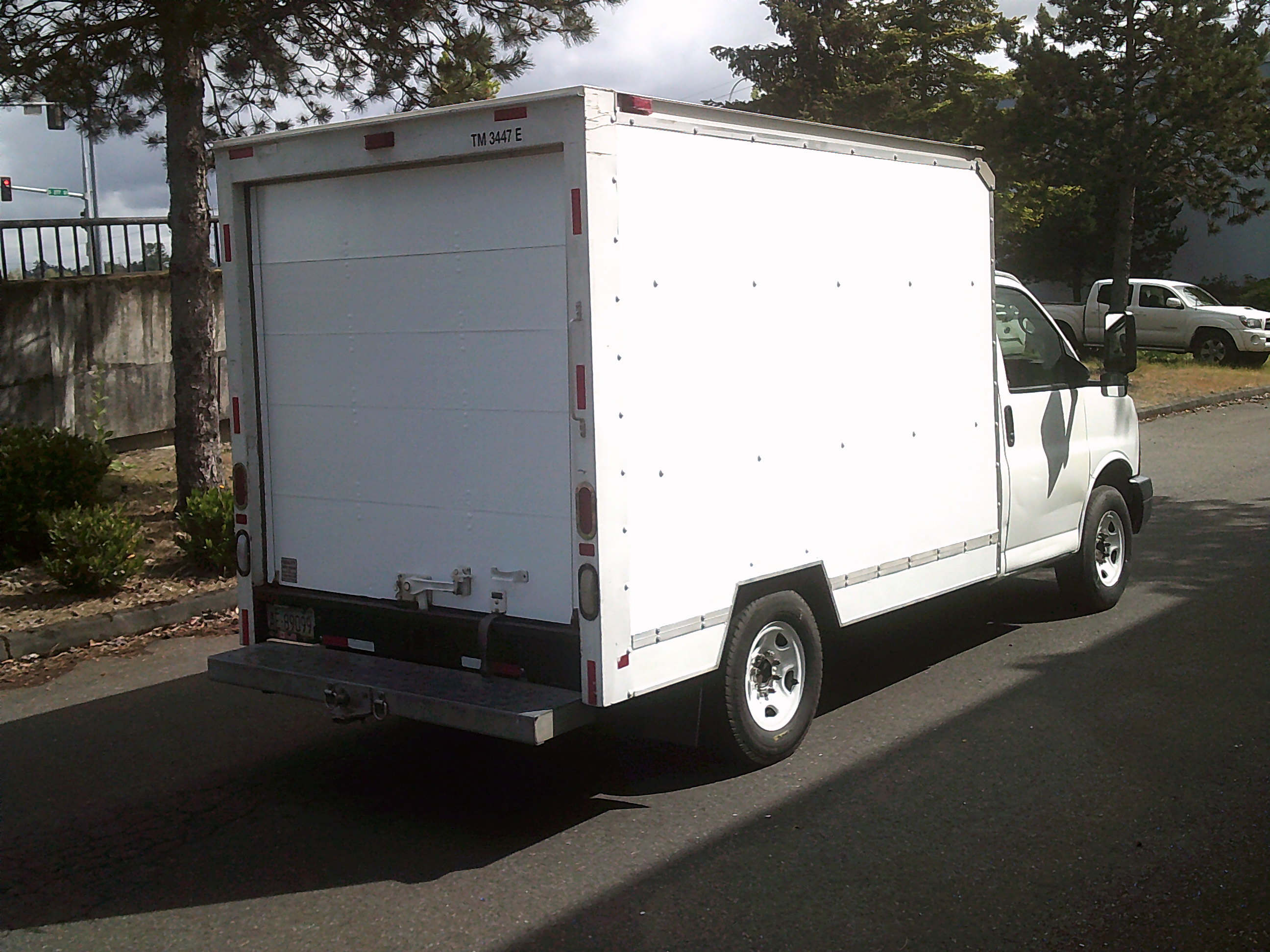 2013 10' Box Truck for Sale in Auburn, WA 98001 UHaul Truck Sales
