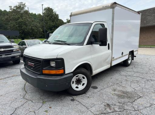 Used 2013 10 ' Box Truck for sale