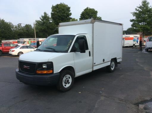 Used 2013 10 ' Box Truck for sale