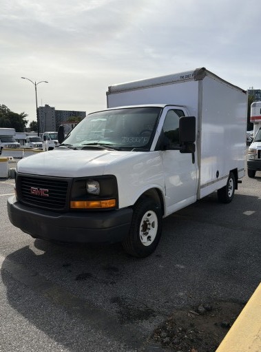 Used 2012 10 ' Box Truck for sale