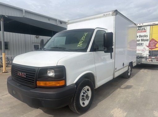 Used 2013 10 ' Box Truck for sale