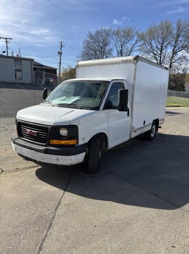 Used 2013 10 ' Box Truck for sale
