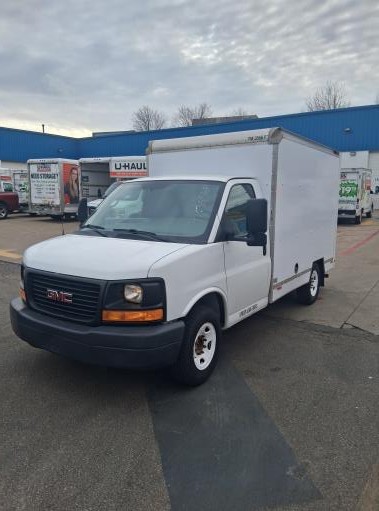 Used 2012 10 ' Box Truck for sale