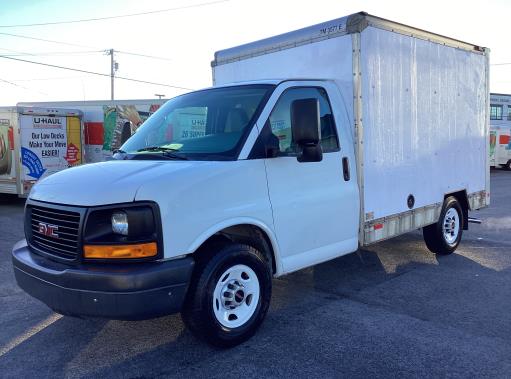 Used 2013 10 ' Box Truck for sale