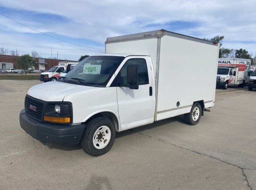 Used 2013 10 ' Box Truck for sale