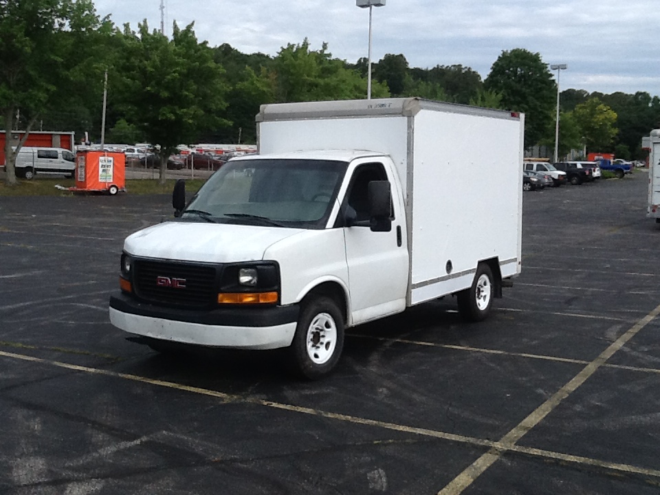 Used 2012 10 ' Box Truck for sale