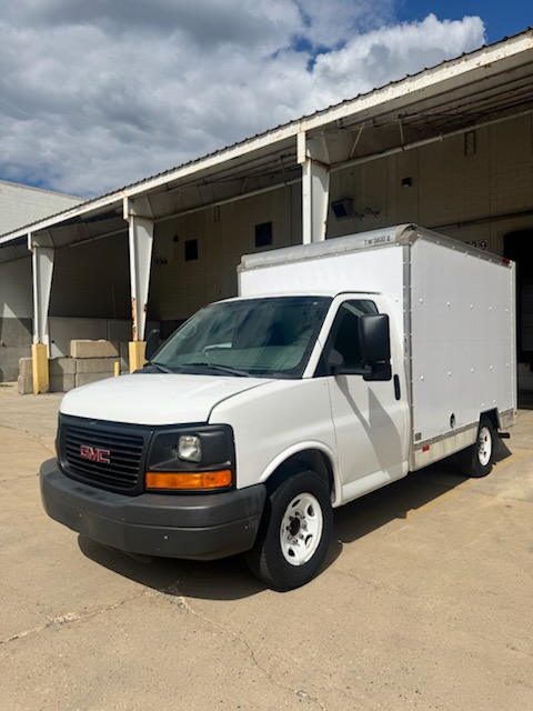 Used 2013 10 ' Box Truck for sale