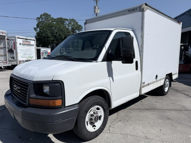 Used 2013 10 ' Box Truck for sale