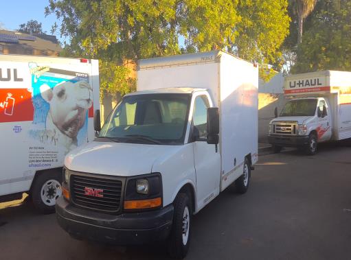 Used 2013 10 ' Box Truck for sale