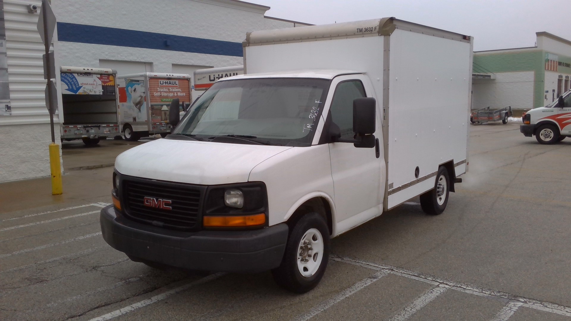 Used 2012 10 ' Box Truck for sale