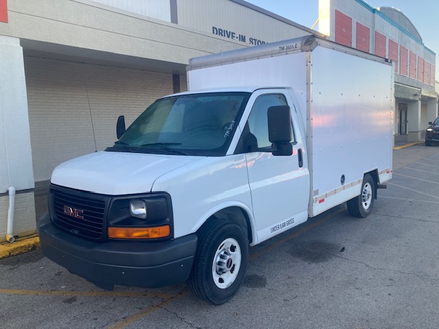 Used 2013 10 ' Box Truck for sale