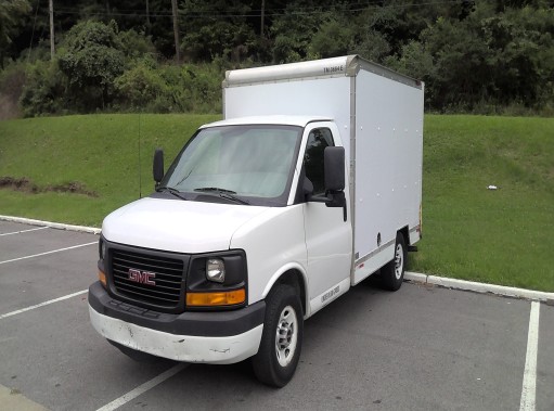 Used 2013 10 ' Box Truck for sale