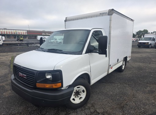 Used 2013 10 ' Box Truck for sale