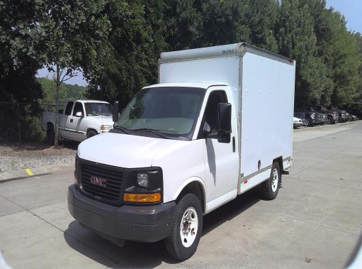 Used 2013 10 ' Box Truck for sale