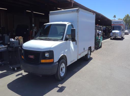 Used 2013 10 ' Box Truck for sale