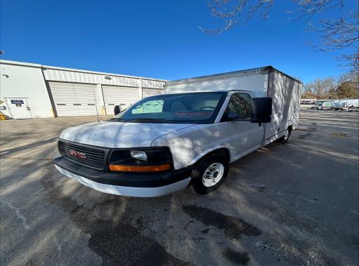 Used 2012 10 ' Box Truck for sale