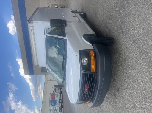 Used 2013 10 ' Box Truck for sale