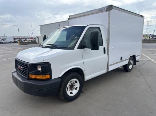 Used 2013 10 ' Box Truck for sale