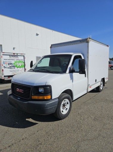 Used 2012 10 ' Box Truck for sale