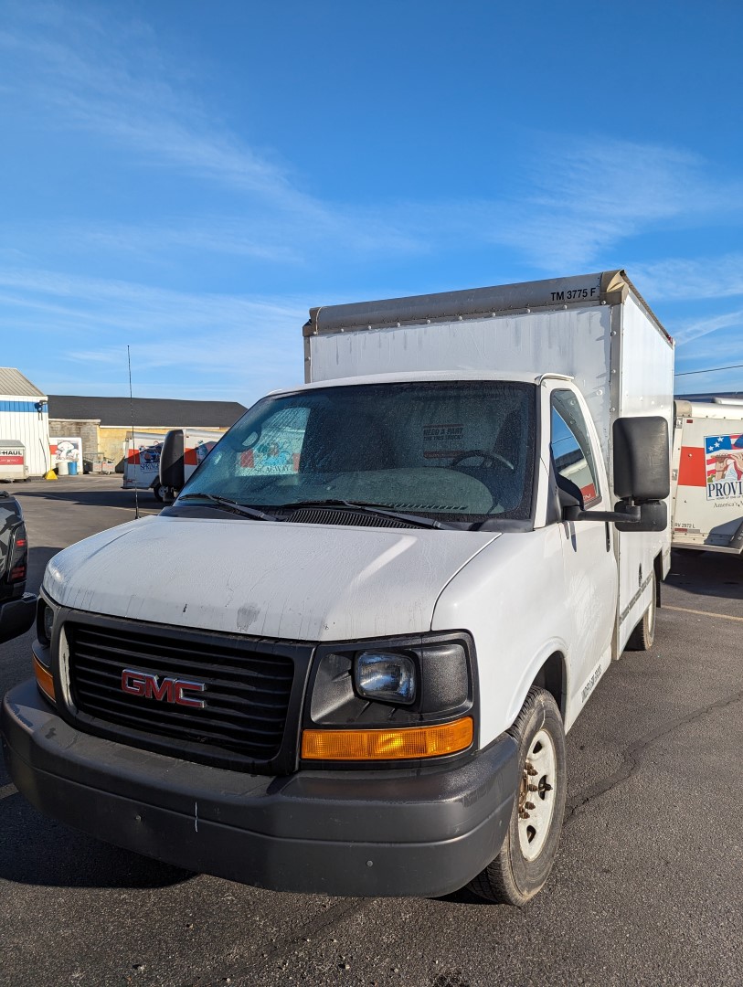 2012 10' Box Truck for Sale in Charleston, WV 25312 UHaul Truck Sales