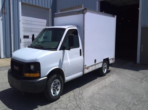 Used 2013 10 ' Box Truck for sale