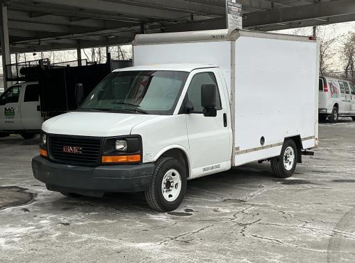 Used 2013 10 ' Box Truck for sale
