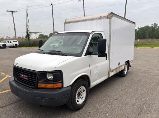 Used 2012 10 ' Box Truck for sale