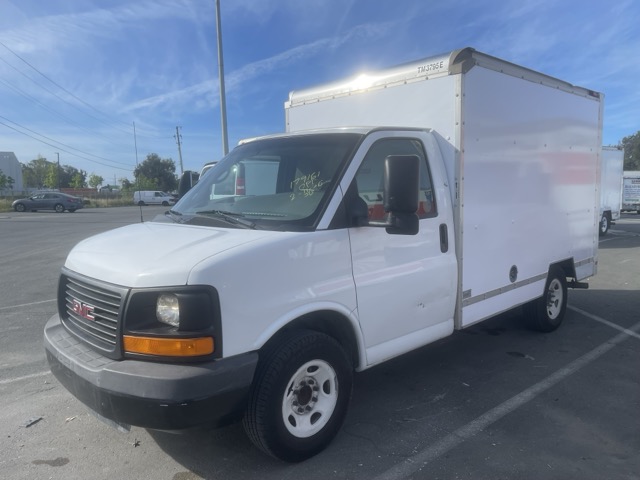 Used 2013 10 ' Box Truck for sale