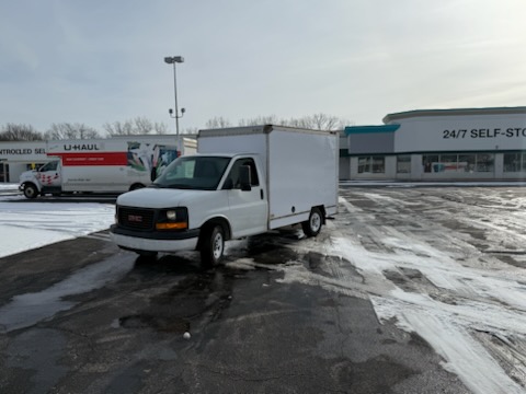 Used 2013 10 ' Box Truck for sale