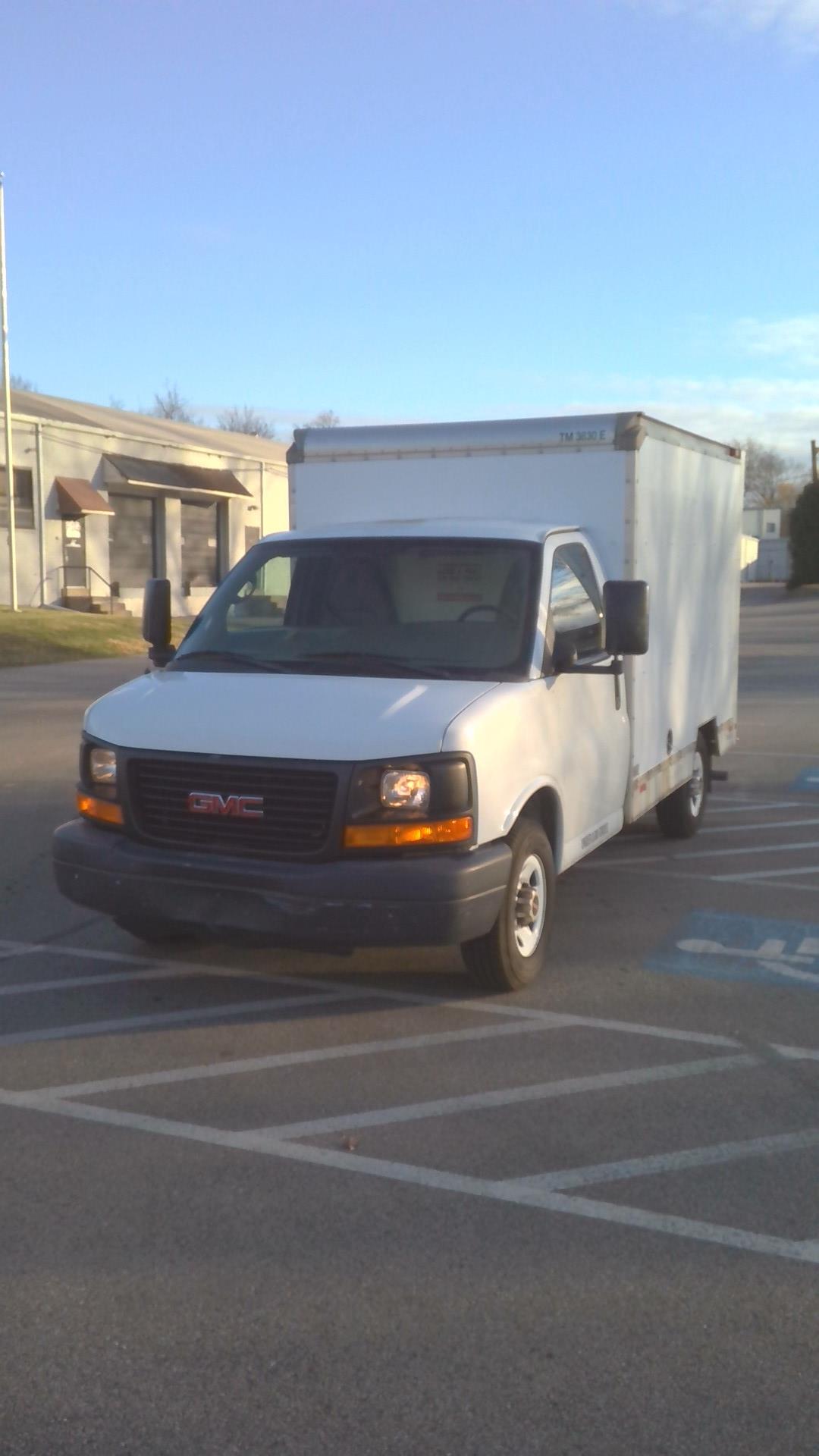 Used 2013 10 ' Box Truck for sale