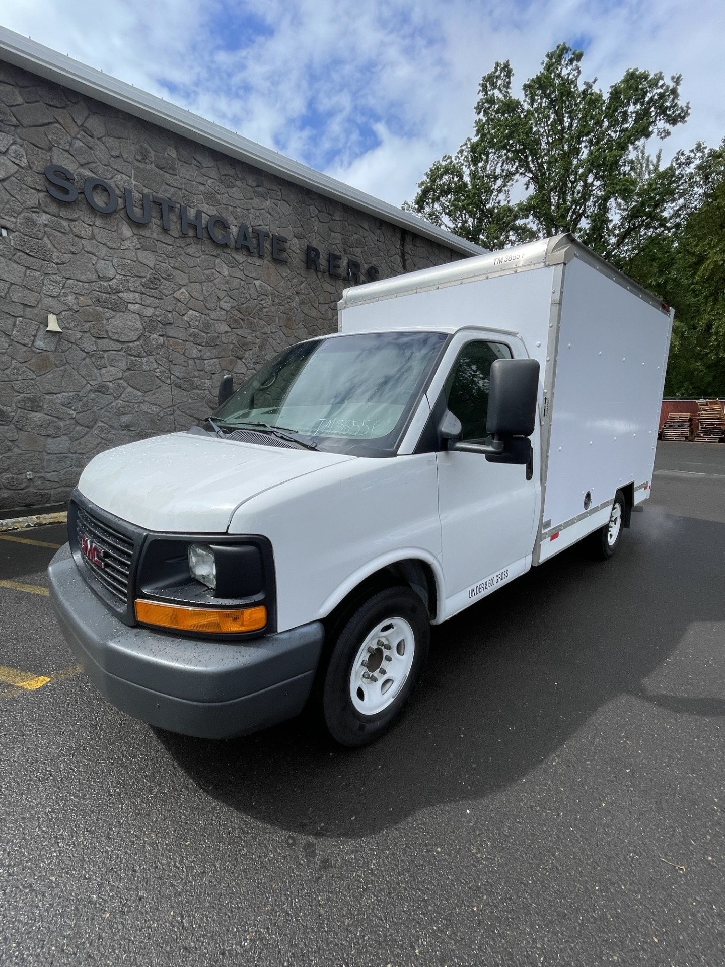 Used 2012 10 ' Box Truck for sale