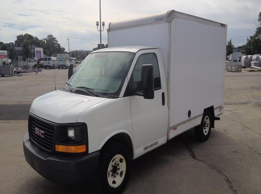 Used 2012 10 ' Box Truck for sale