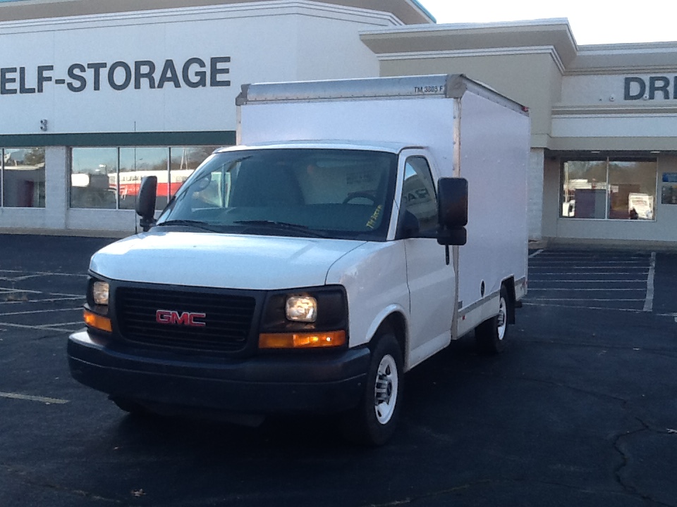 Used 2012 10 ' Box Truck for sale