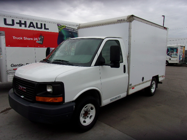 Used 2013 10 ' Box Truck for sale