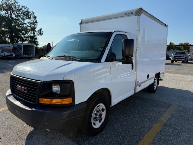 Used 2013 10 ' Box Truck for sale